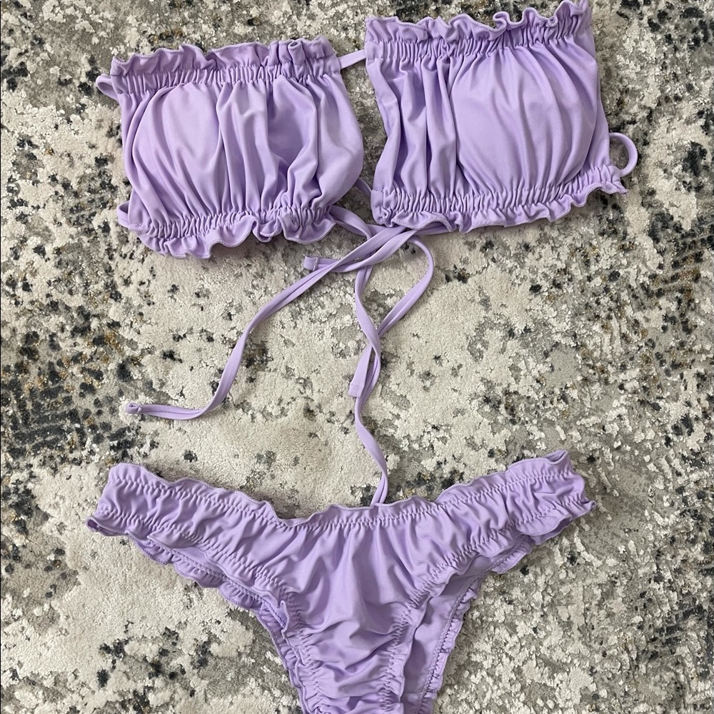 Ruffle bikini